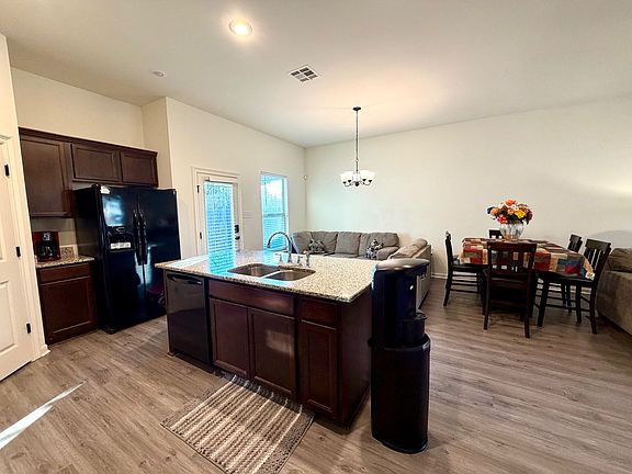 4th image of 40087 Trace Ave
