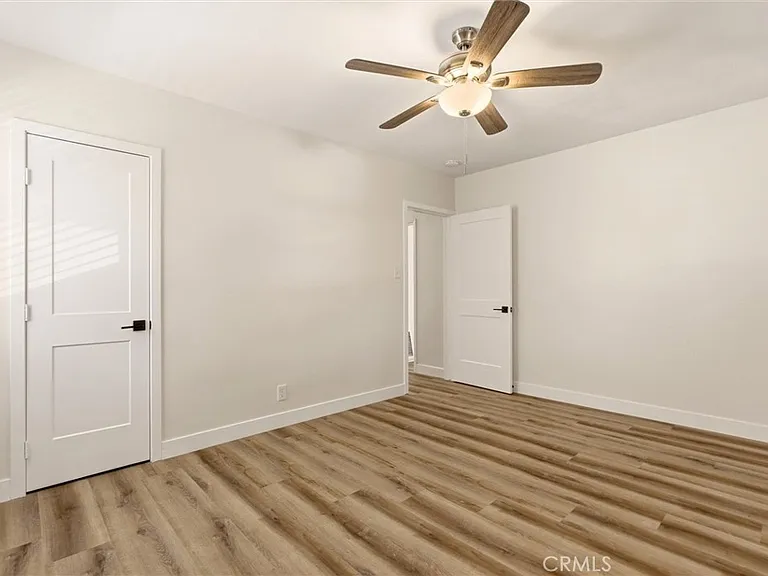 2151 Euclid Ave — Photo 13