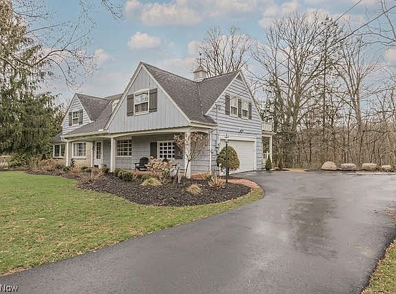2nd image of 145 Hickory Ln
