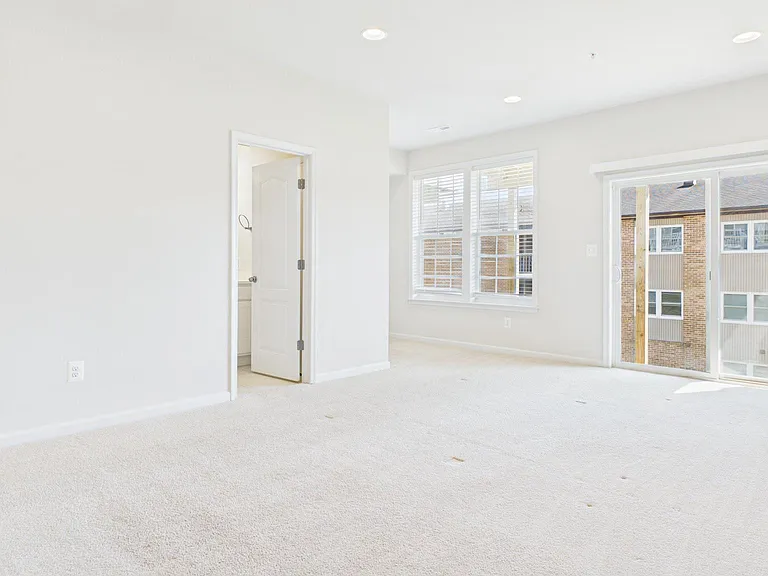 23 Chester Ct — Photo 5