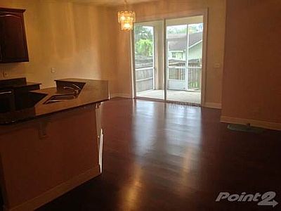1st image of 2212 Villa Dr
