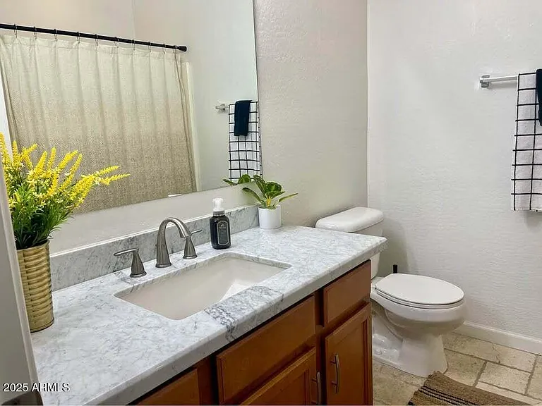 1225 N 36th St #1031 — Photo 27