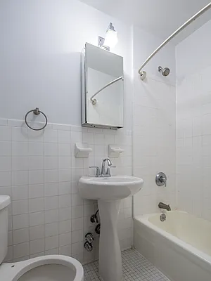 Rented by City Connections Realty | media 13