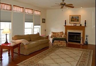 3rd image of 614 Corbit Dr