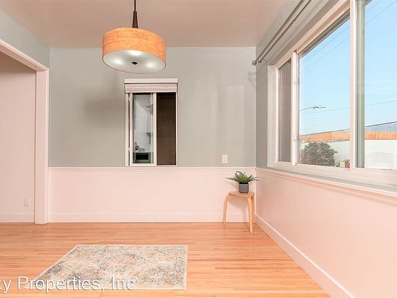 3rd image of 113 N Parish Pl #10570802