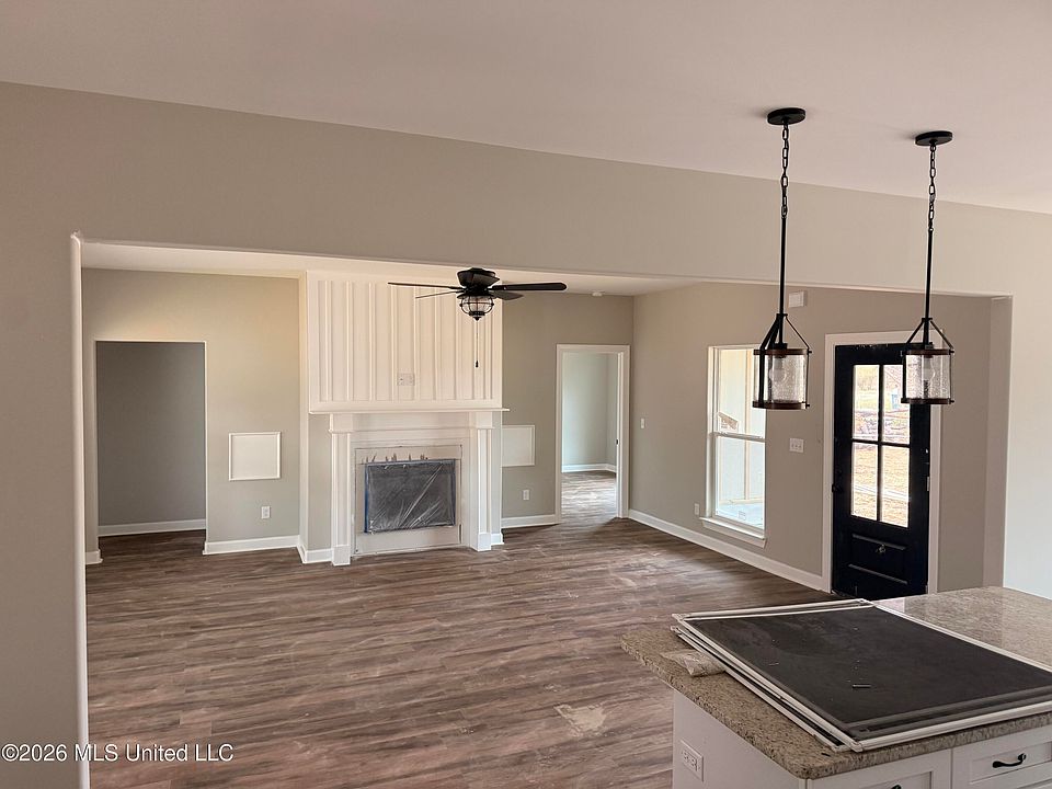 2nd image of 3654 Bett Rd