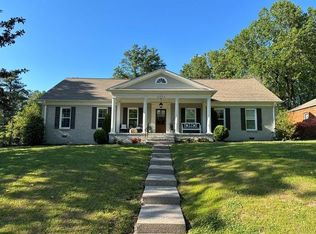 5472 Fiesta Dr, Memphis, TN 38120