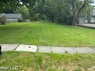 2300 Richwood Rd, Auburn Hills, MI 48326