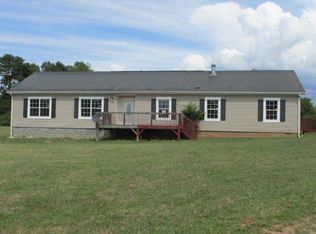 516 Farmer Ln, Vinton, VA 24179
