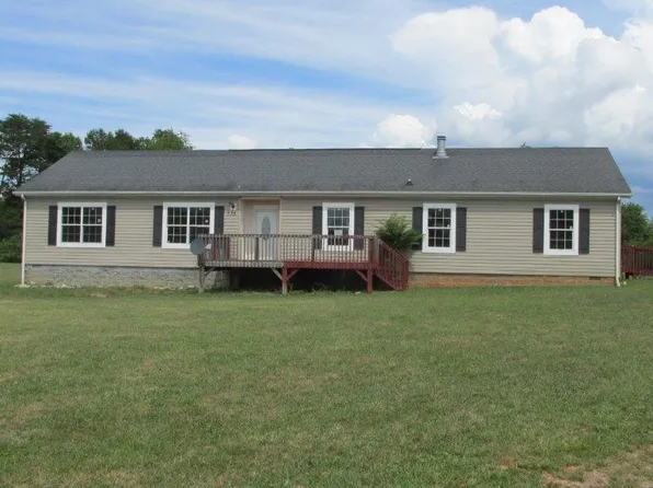516 Farmer Ln, Vinton, VA 24179