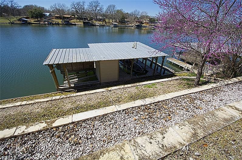 1st image of 1409 County Road 135