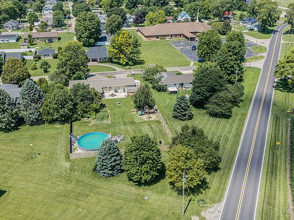 4th image of 208 Pittman Ct