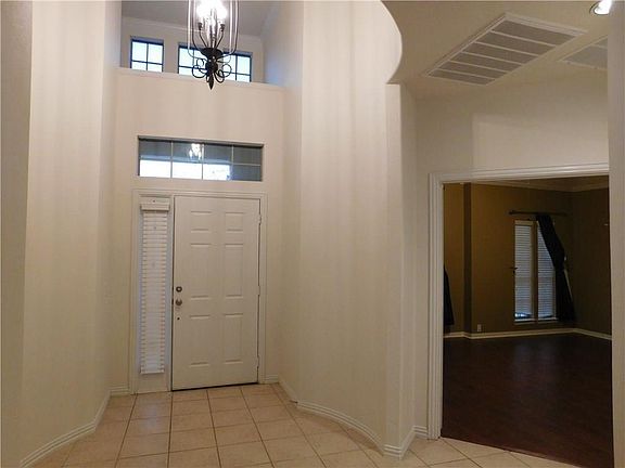 4th image of 10989 Prescott Dr