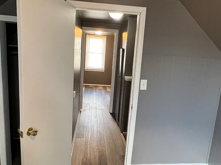 13108 Sherman Ave — Photo 15
