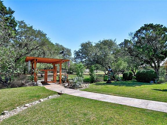 2nd image of 700 Enchanted Oaks Dr
