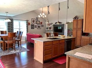 4239 S Farm Road 131, Springfield, MO 65810