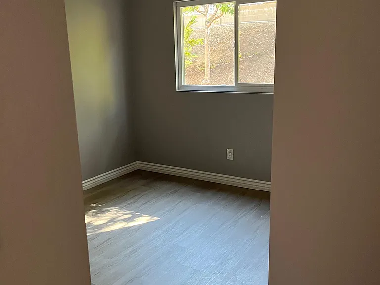 Buckeye St — Photo 11