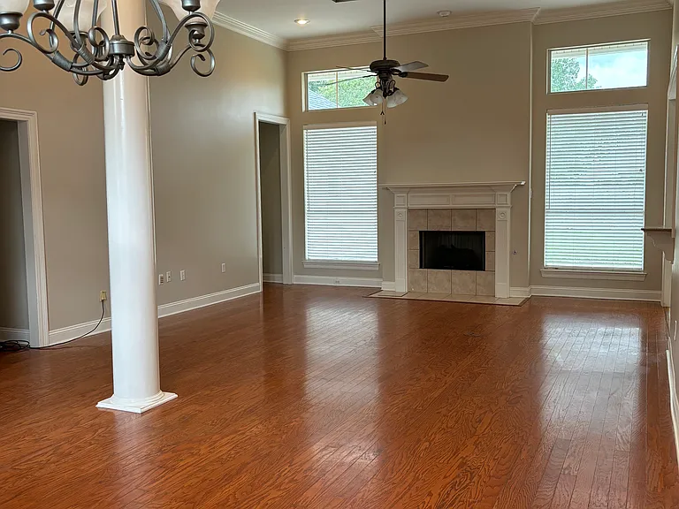 1036 River Ct — Photo 5