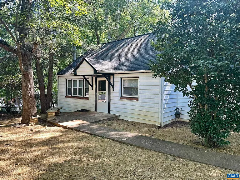 2337 Highland Ave — Photo 1