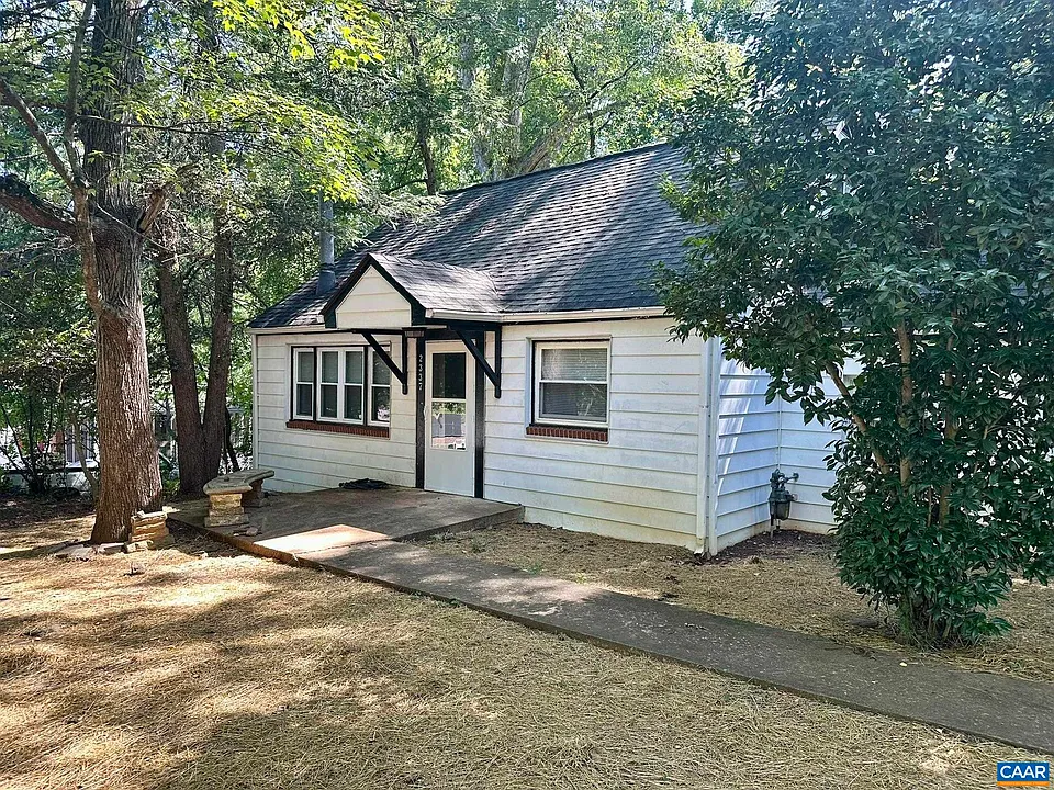 2337 Highland Ave