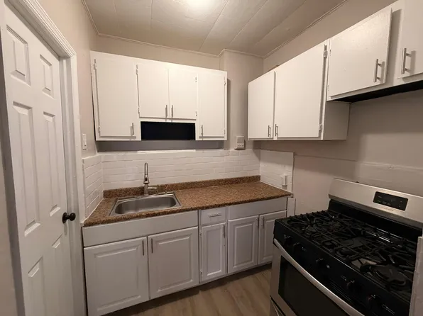 243 Duncan Avenue image 1 of 8