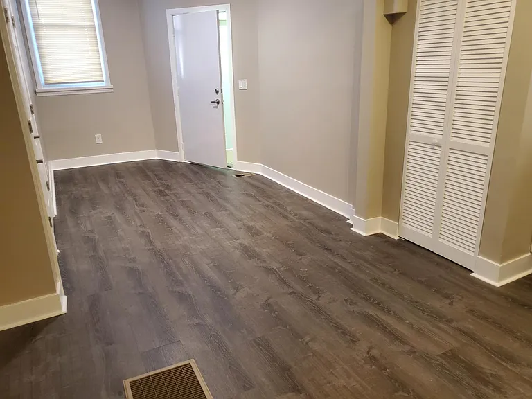 1838 S May St #1F — Photo 5