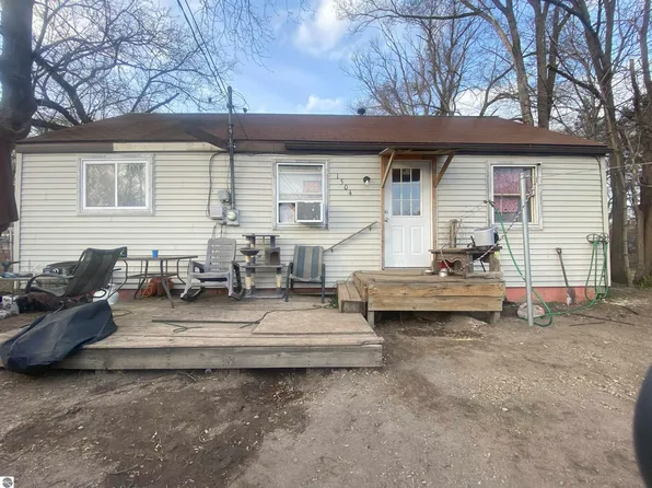 1504 Belnap St, Mount Pleasant, MI 48858