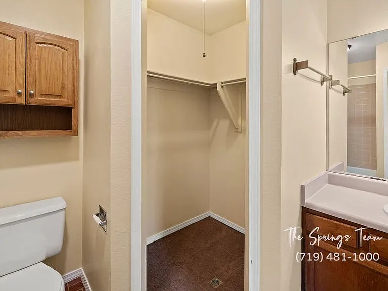 6460 Mohican Dr — Photo 30