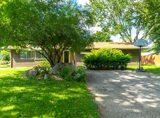 1030 Ardis Dr, Fort Wayne, IN 46819