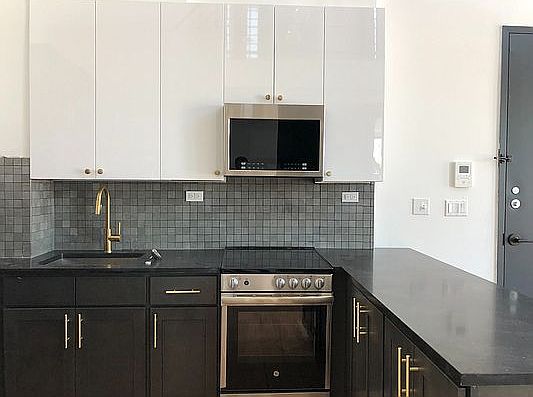 5th image of 146 16th St #5