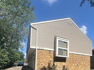 922 Tennessee St APT 1, Lawrence, KS 66044