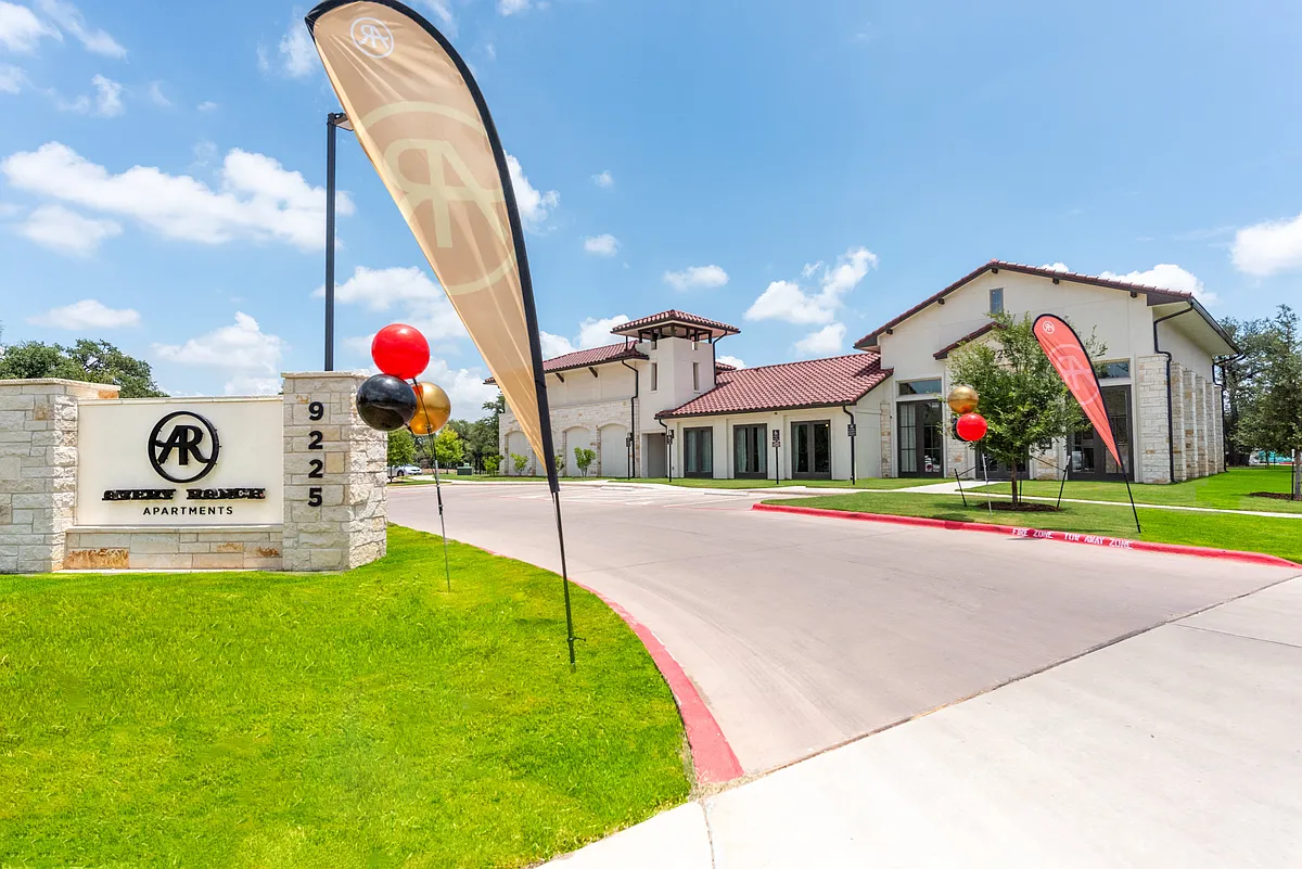 Avery Ranch Leasing Office - Bridge at Avery Ranch