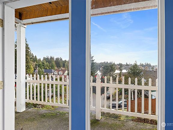 4th image of 1133 161st Street SW #B