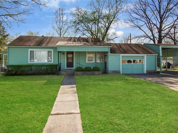 17 Wing Dr, Parsons, KS 67357