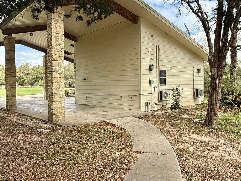 4473 Highway 90 #A — Photo 20