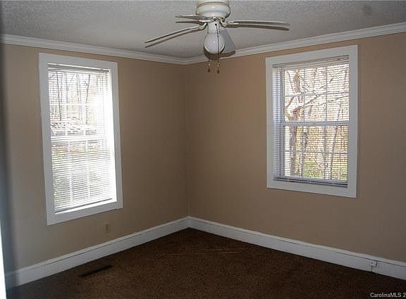 5th image of 604 S Little Texas Rd