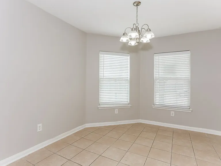10041 Silent Hollow Dr — Photo 6