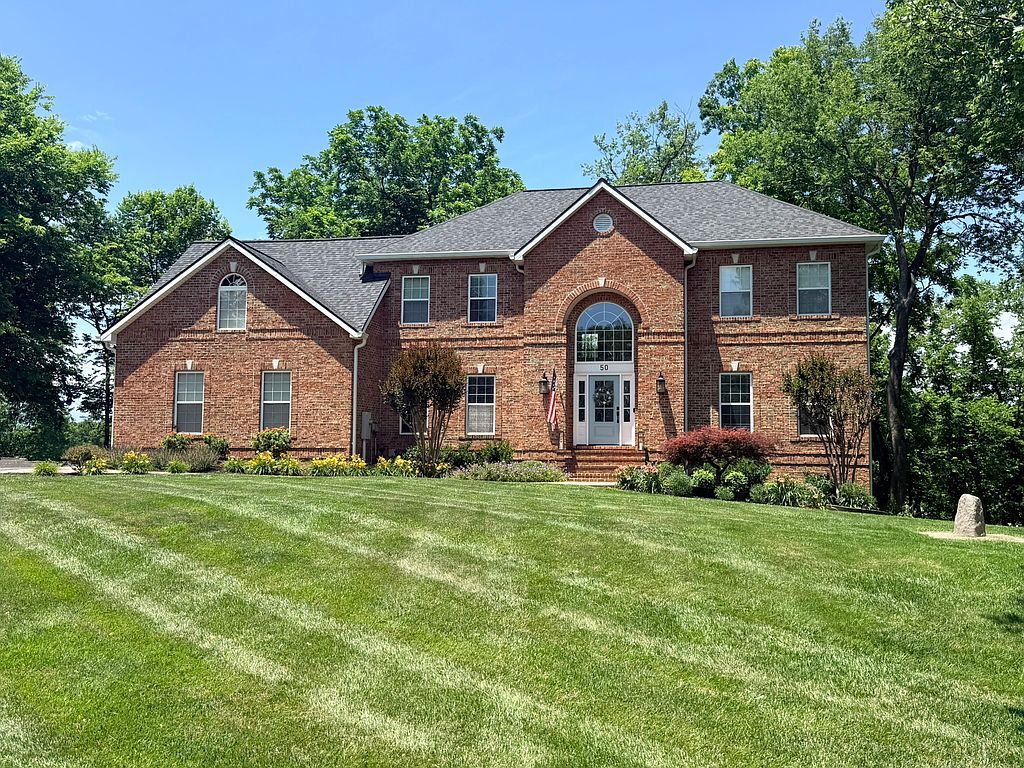 50 Rockaway Ct - Property Image