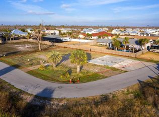 220 Nan Nook Rd, Pt Saint Joe, FL 32456