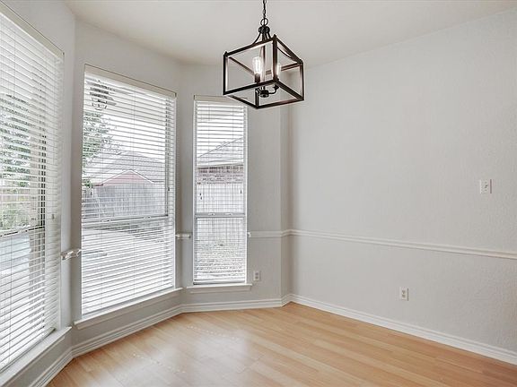 4th image of 7763 Summerbrook Cir