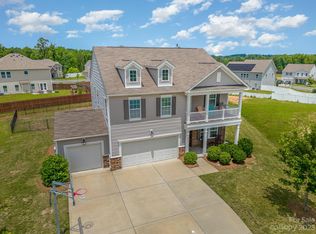 6075 Starnes Dr, Harrisburg, NC 28075
