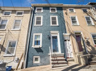 166 Carson St, Philadelphia, PA 19127