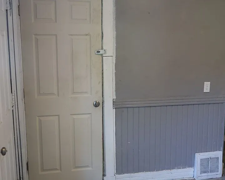 6812 Whitney Ave — Photo 26