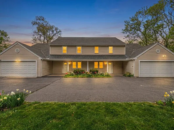 717 Pleasant St #B, Norwood, MA 02062