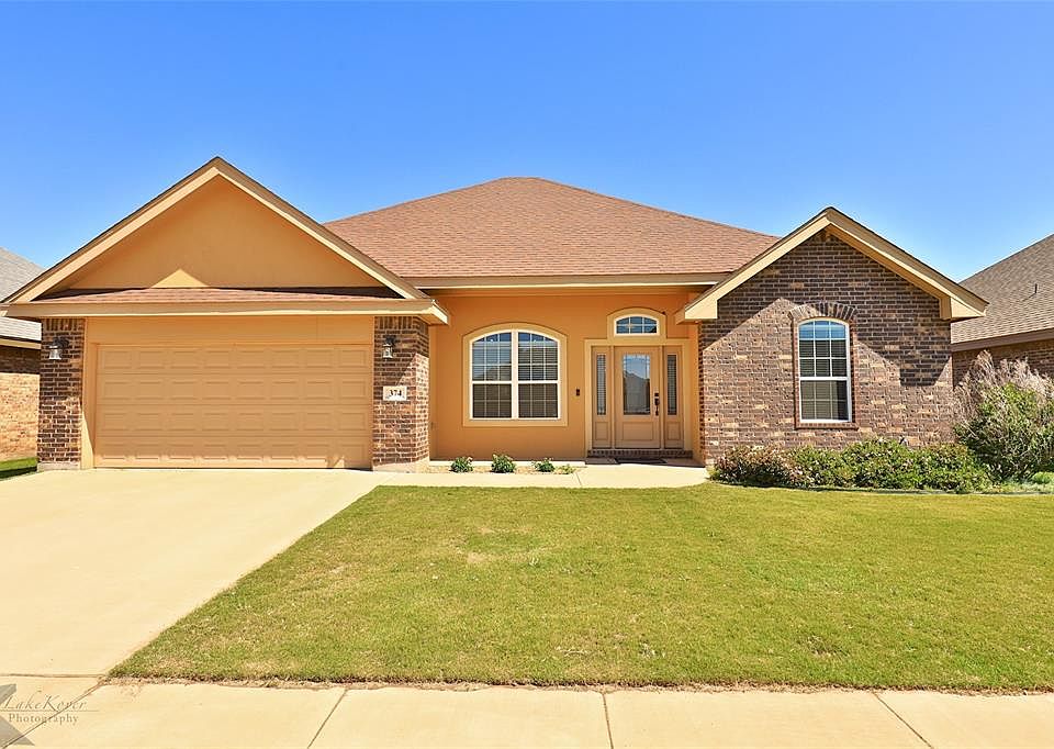 1st image of 374 Southlake Dr