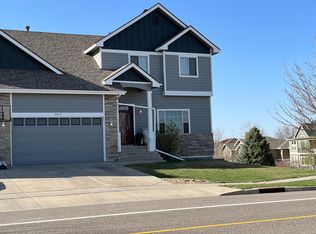 6908 29th St, Greeley, CO 80634