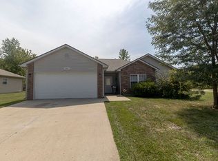 1400 Bodie Dr, Columbia, MO 65202