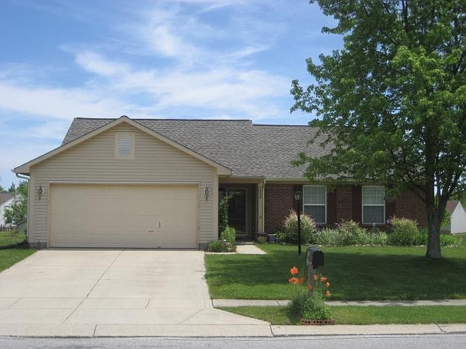 1st image of 203 Brixton Woods Dr W
