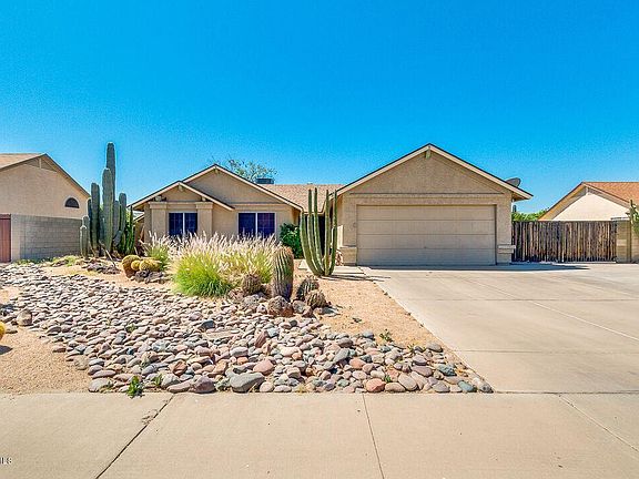 3rd image of 7055 W Cinnabar Ave