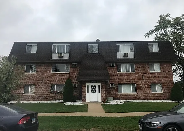 2 bed, $1,600 — Photo 1